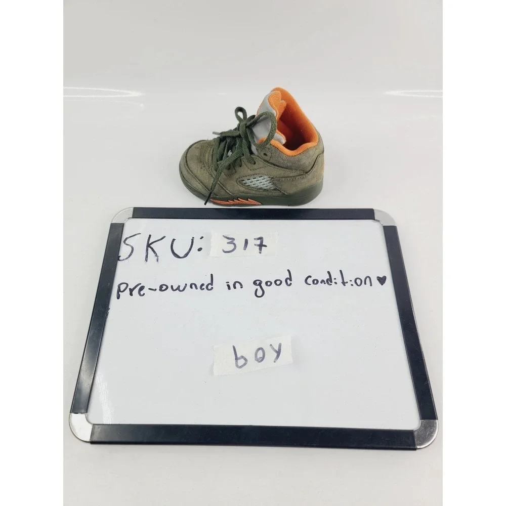 Jordan, Lace-up Athletic Casual Sneakers, Boys, Size 5C, Olive Green/Orange